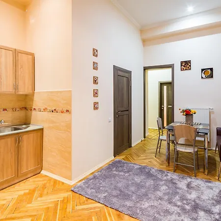 Alfa Kostyushka 5 Apartment