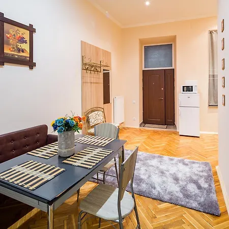 Alfa Kostyushka 5 Appartamento Leopoli